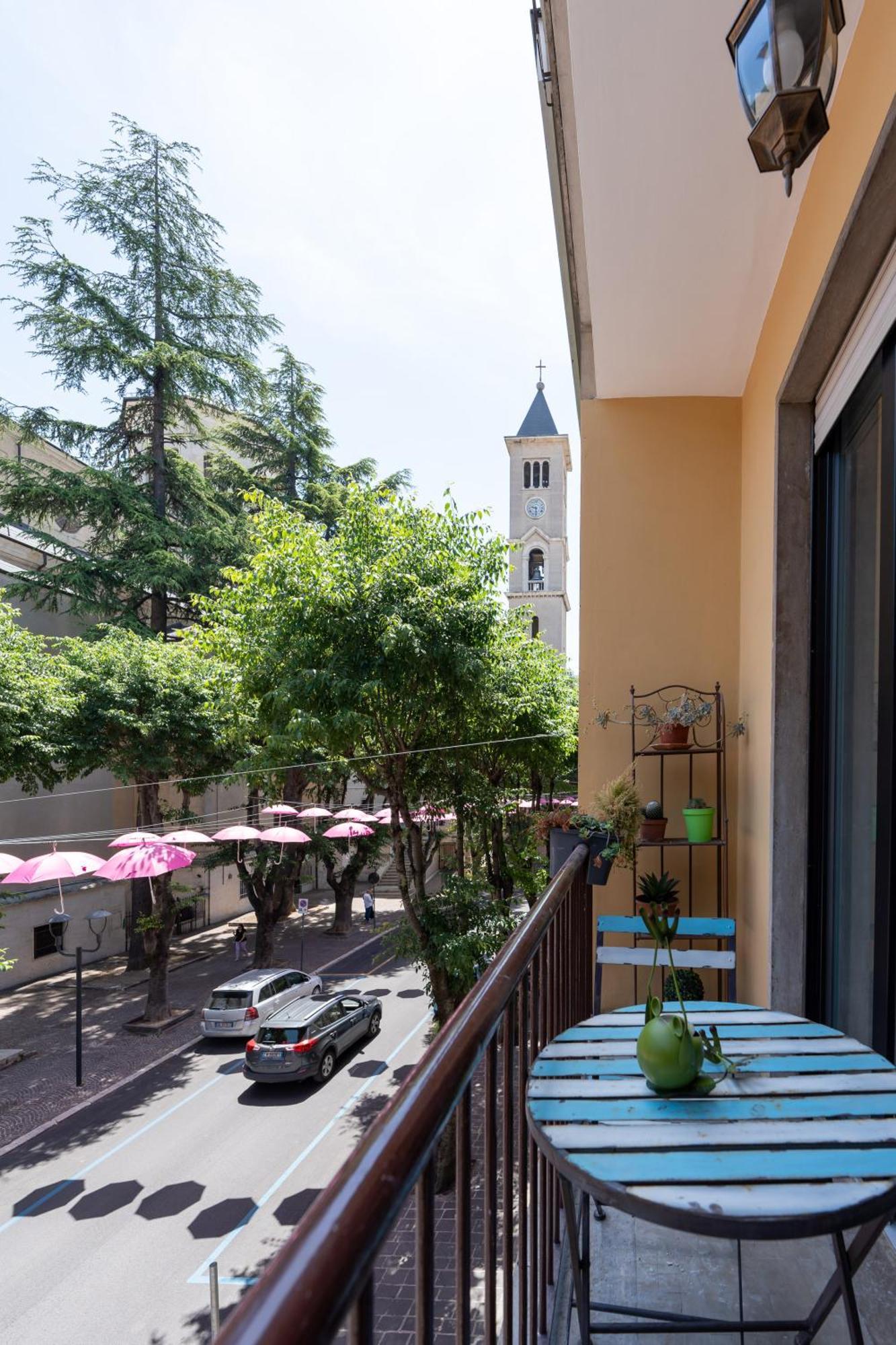 Apartamento L'Affaccio Sulla Piazza Avezzano Exterior foto